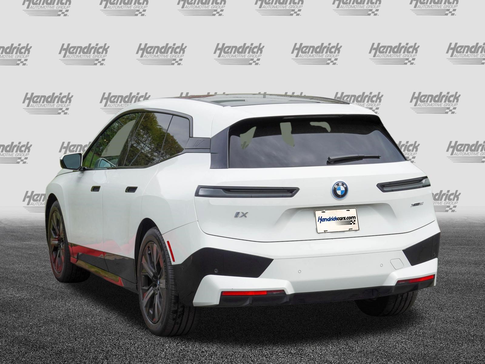 Certified 2023 BMW iX xDrive50 w/ Sport Package AWD/4WD image 7