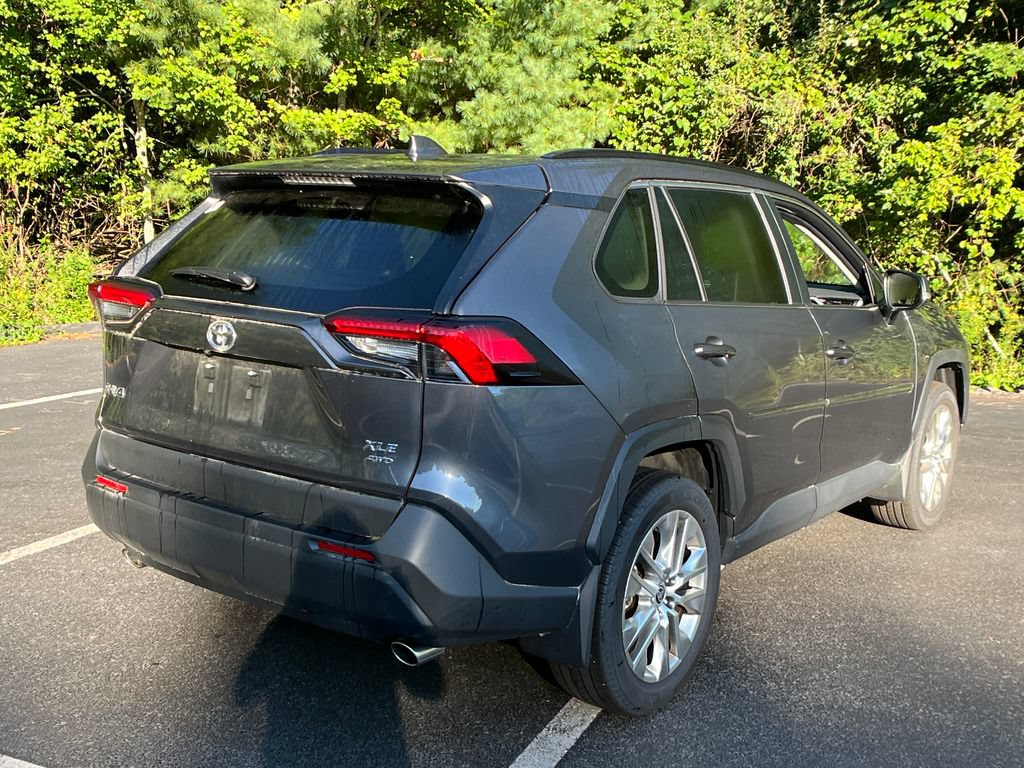 Used 2023 Toyota RAV4 XLE Premium AWD/4WD image 34