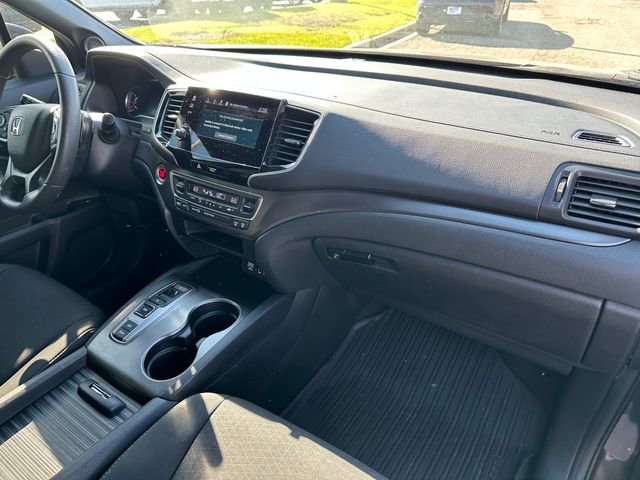 Used 2021 Honda Passport Sport image 9