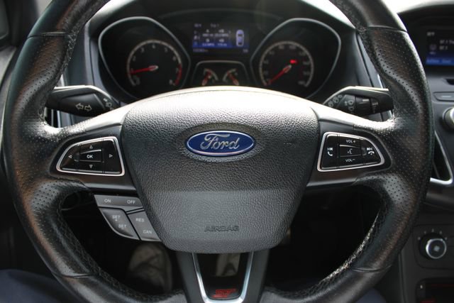Used 2016 Ford Focus ST FWD image 22