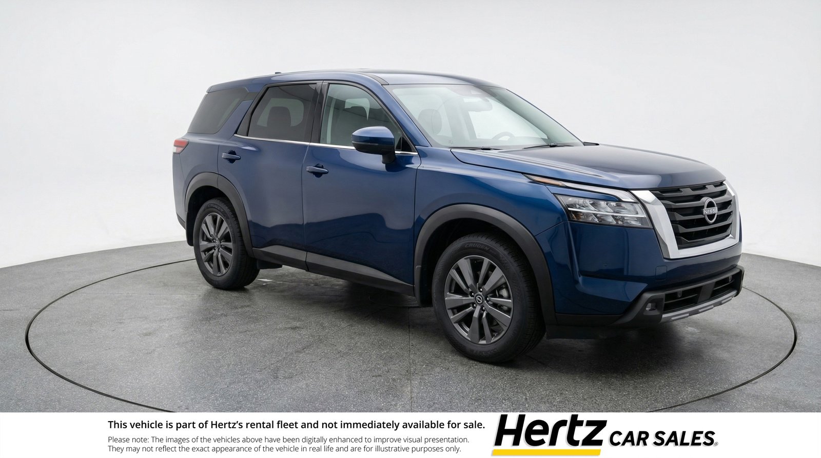 Used 2025 Nissan Pathfinder SV image 1