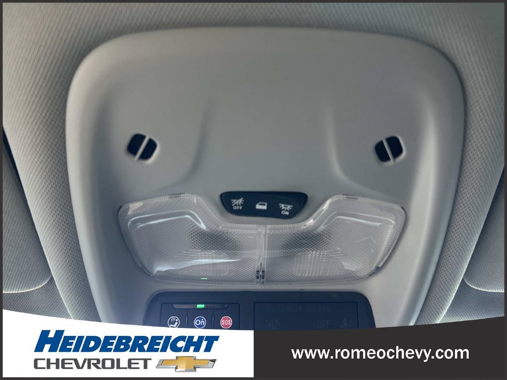 Used 2023 Chevrolet Bolt EUV LT w/ Comfort Package FWD image 27