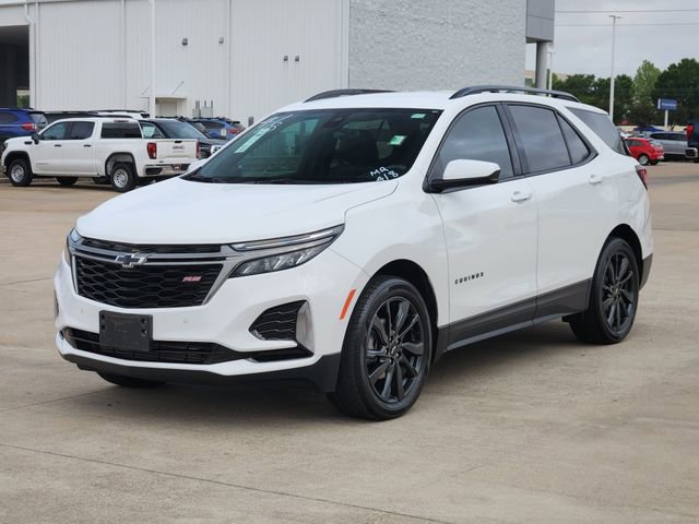 Used 2023 Chevrolet Equinox RS w/ LPO, Floor Liner Package image 3