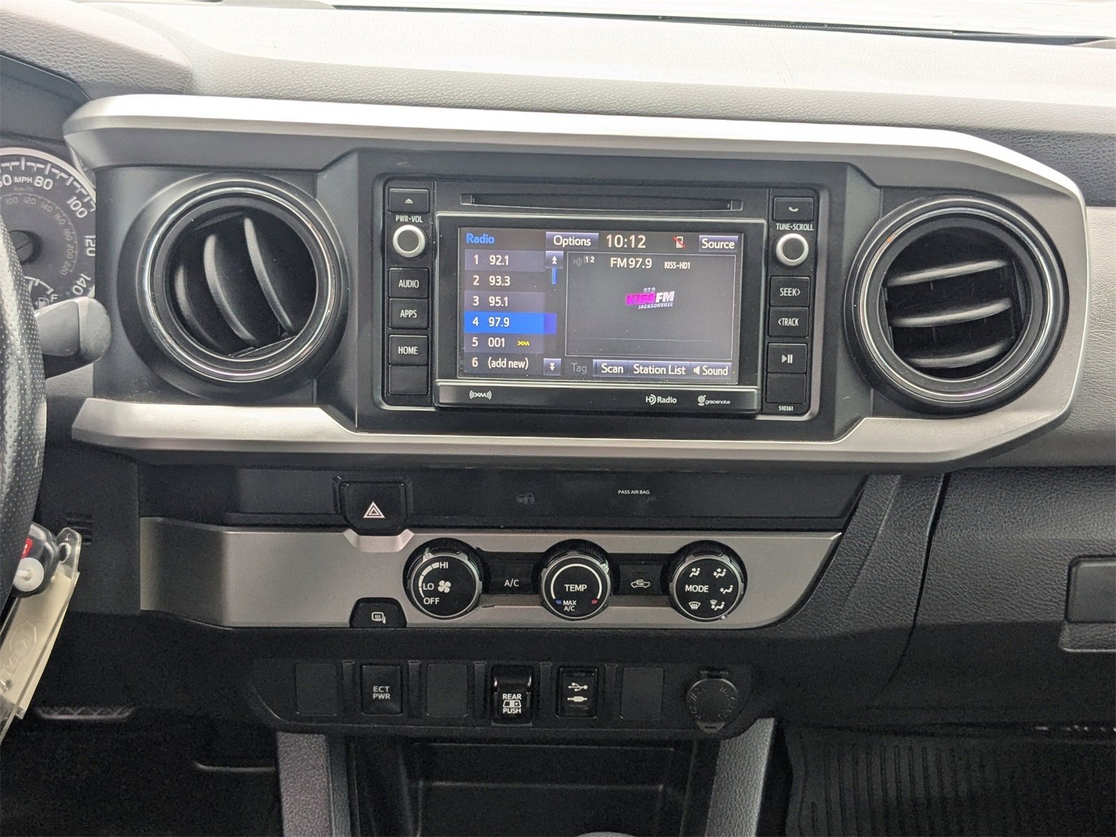 Used 2019 Toyota Tacoma SR5 image 18