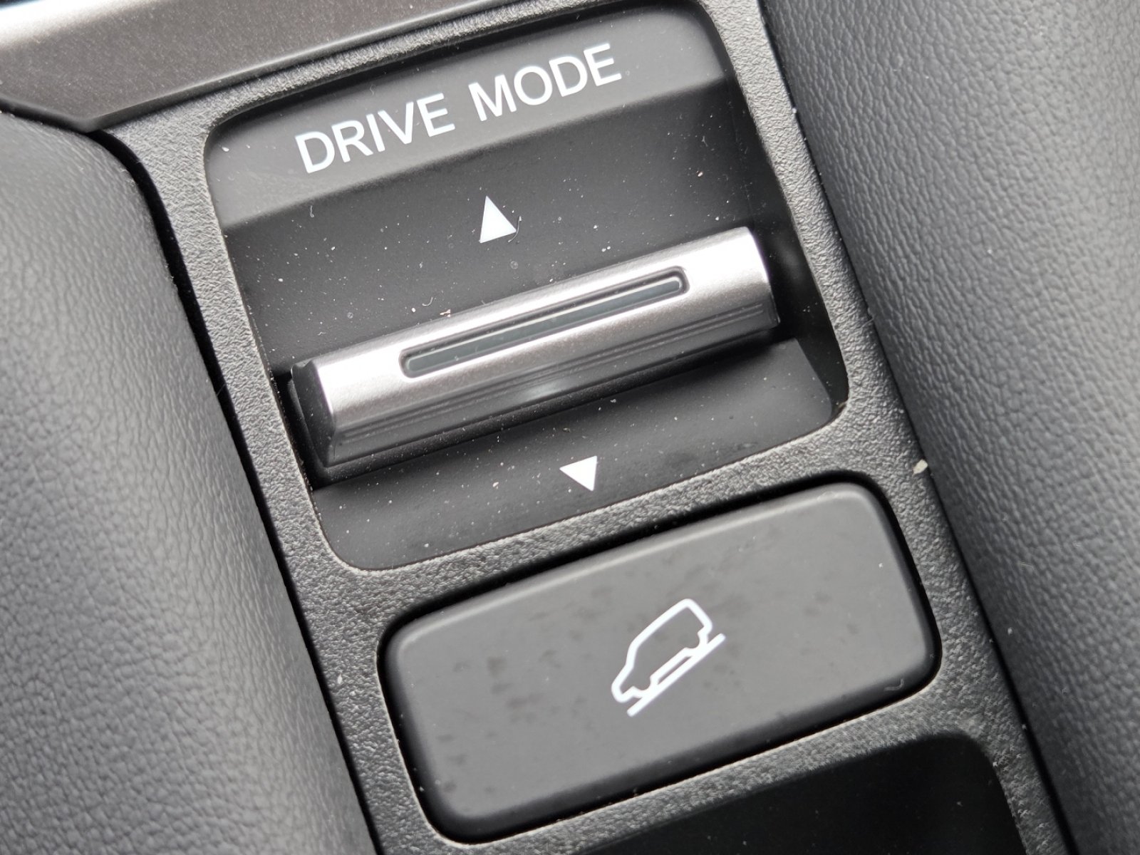 Used 2024 Honda HR-V Sport image 8