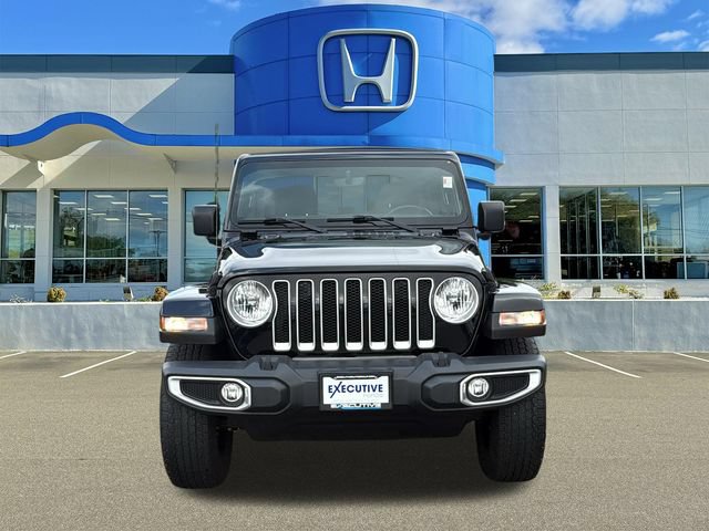 Used 2022 Jeep Wrangler Unlimited Sahara w/ Cold Weather Group AWD/4WD image 2