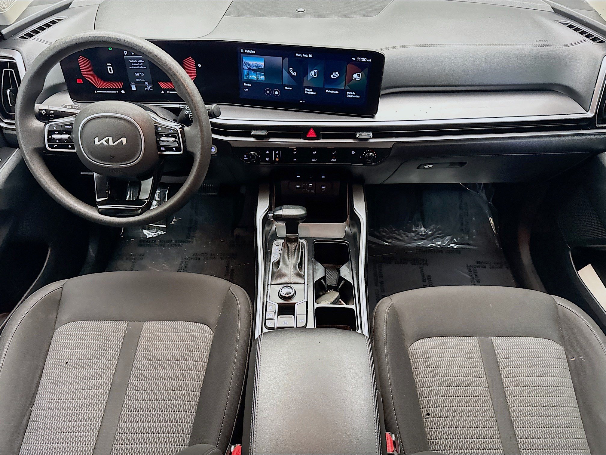 Used 2025 Kia Sorento LX FWD image 14