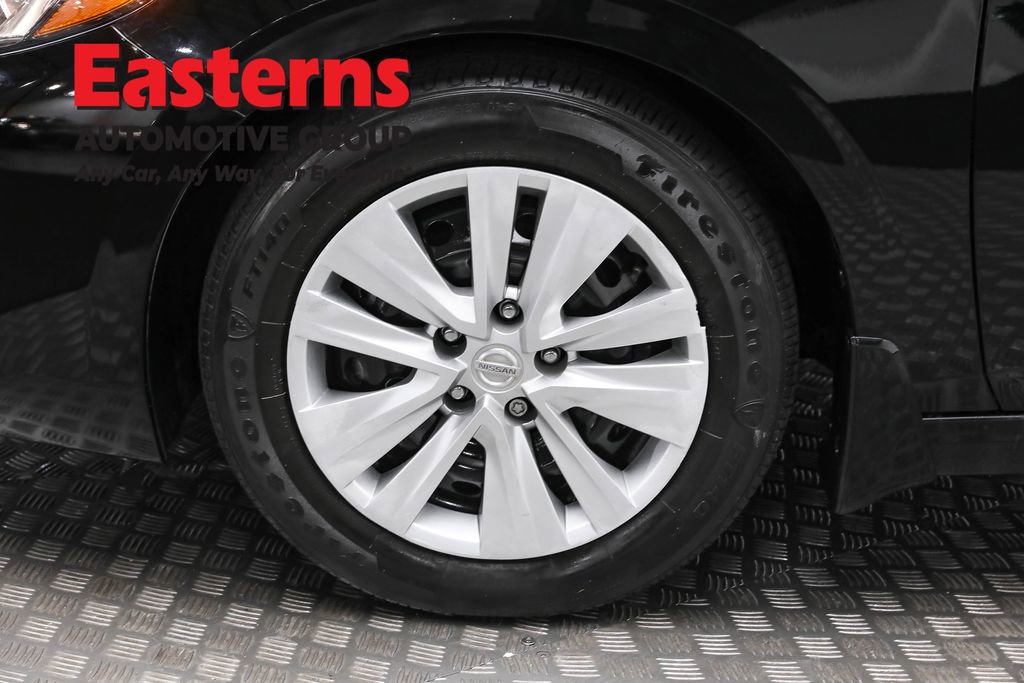 Used 2022 Nissan Sentra S image 32