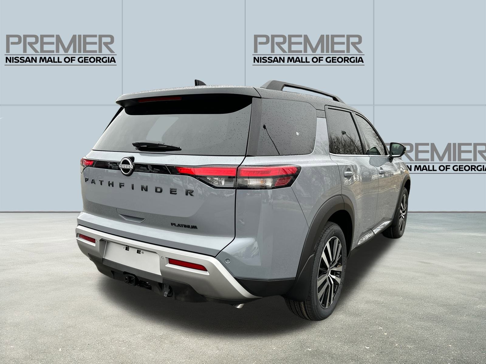 New 2025 Nissan Pathfinder Platinum image 5