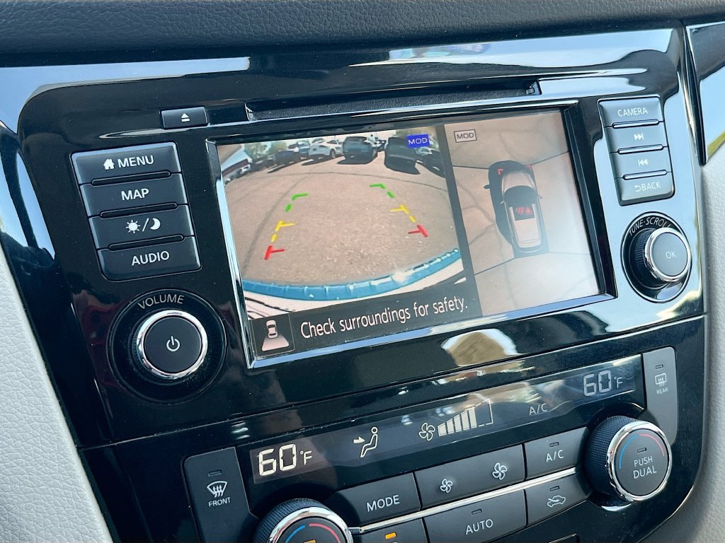 Used 2022 Nissan Rogue Sport SL FWD image 14