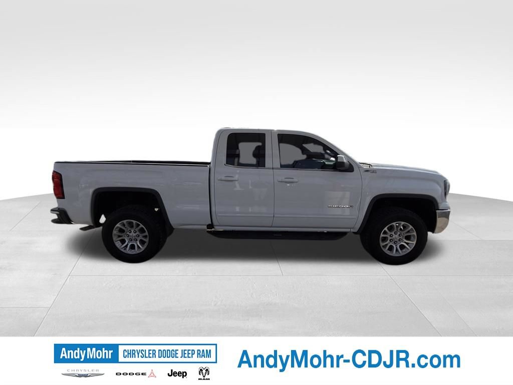 Used 2017 GMC Sierra 1500 SLE w/ SLE Value Package AWD/4WD image 8