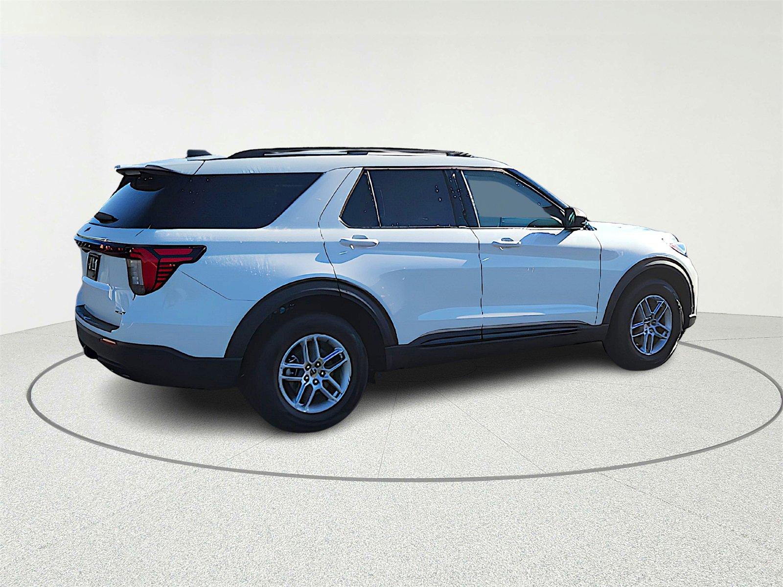 New 2026 Ford Explorer Active image 7