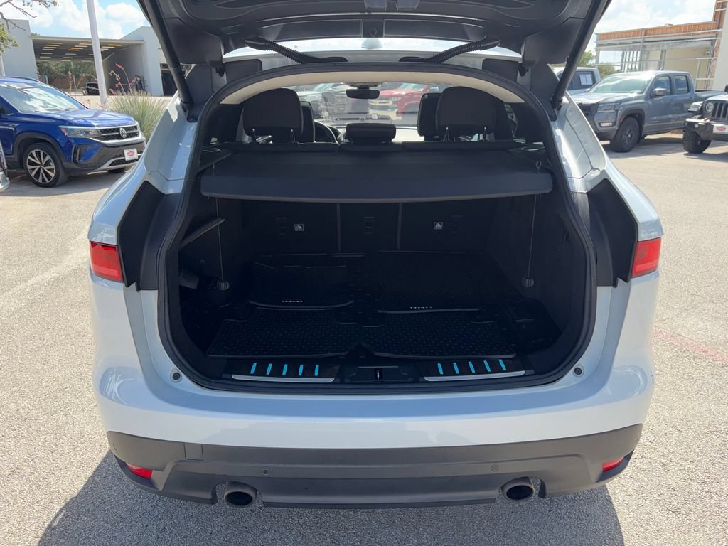 Used 2019 Jaguar F-PACE Portfolio AWD/4WD image 30