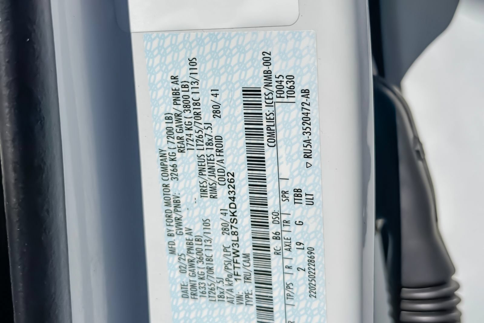 Used 2025 Ford F150 XLT AWD/4WD image 38