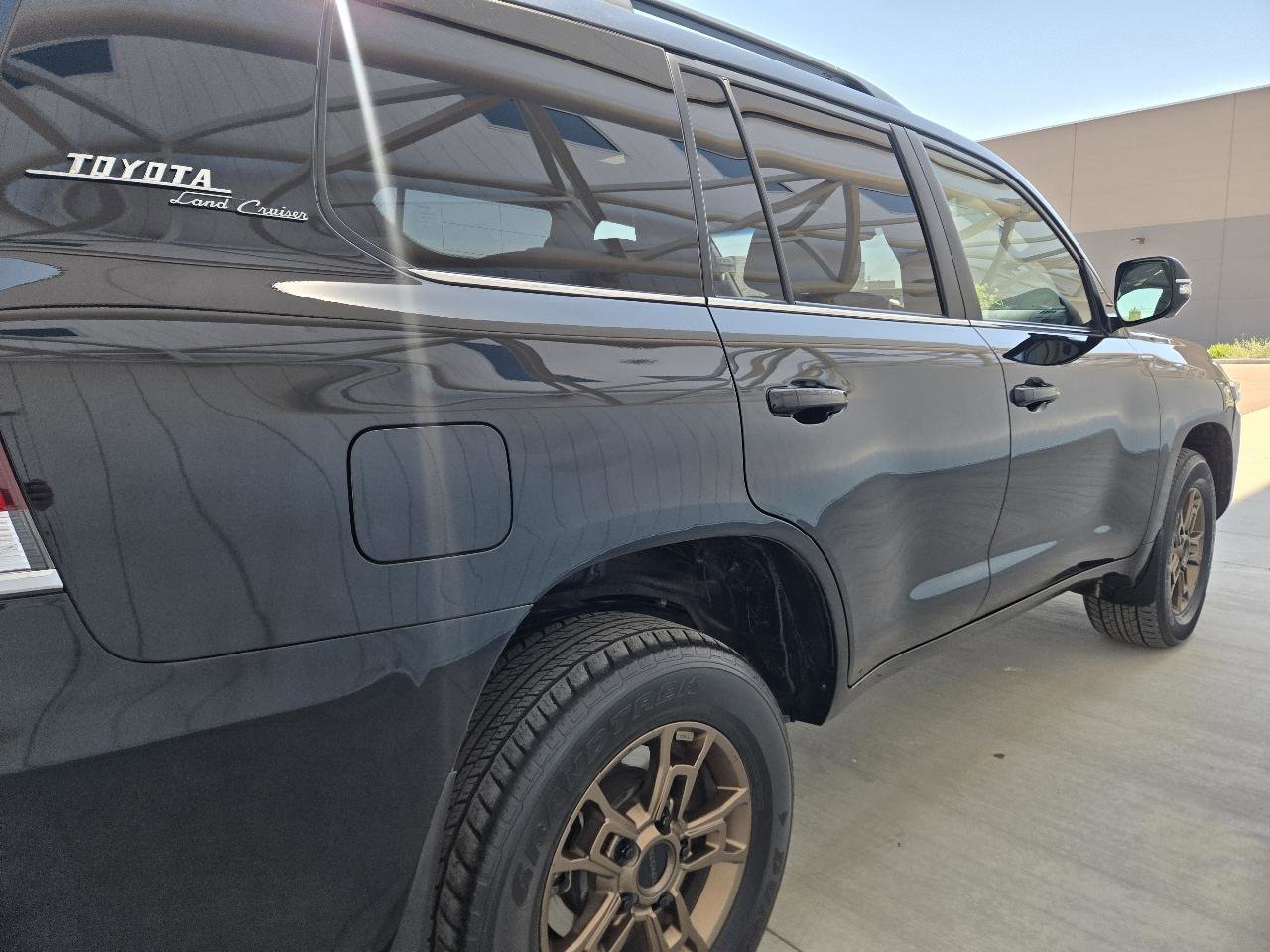 Used 2020 Toyota Land Cruiser Heritage Edition image 19