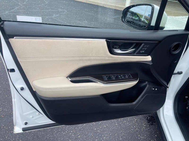 Used 2020 Honda Clarity Touring image 17