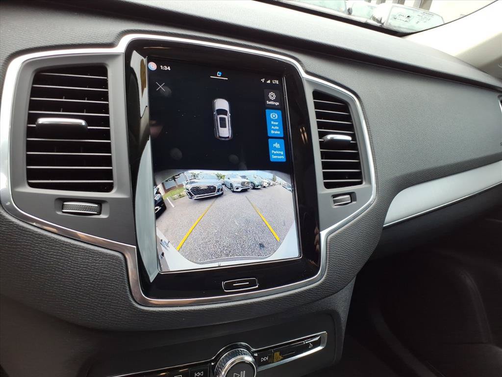 Certified 2025 Volvo XC90 B5 Core w/ Protection Package Premier AWD/4WD image 19