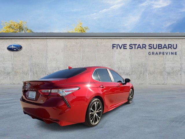 Used 2020 Toyota Camry SE FWD image 8