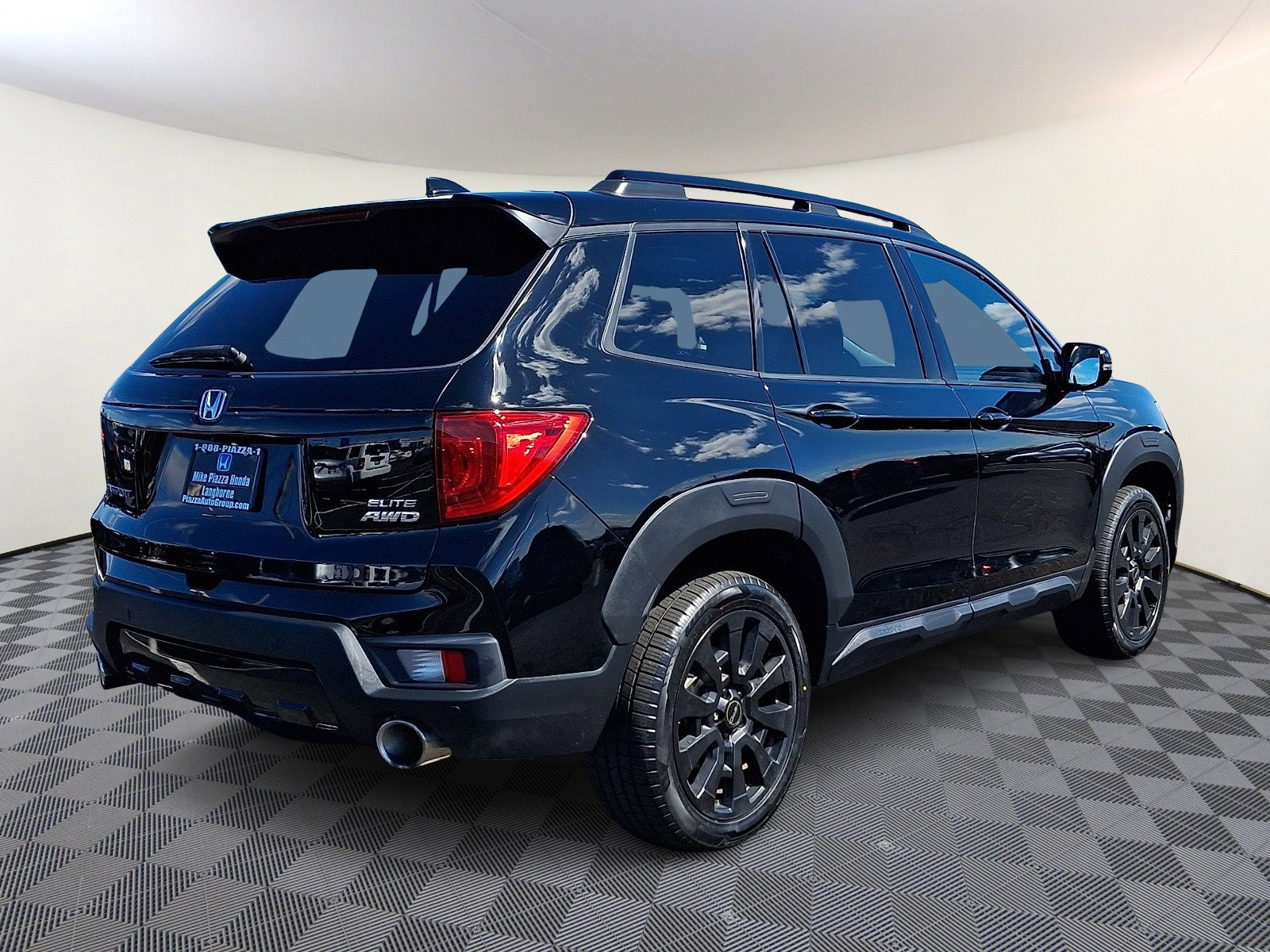 Used 2023 Honda Passport Elite image 7