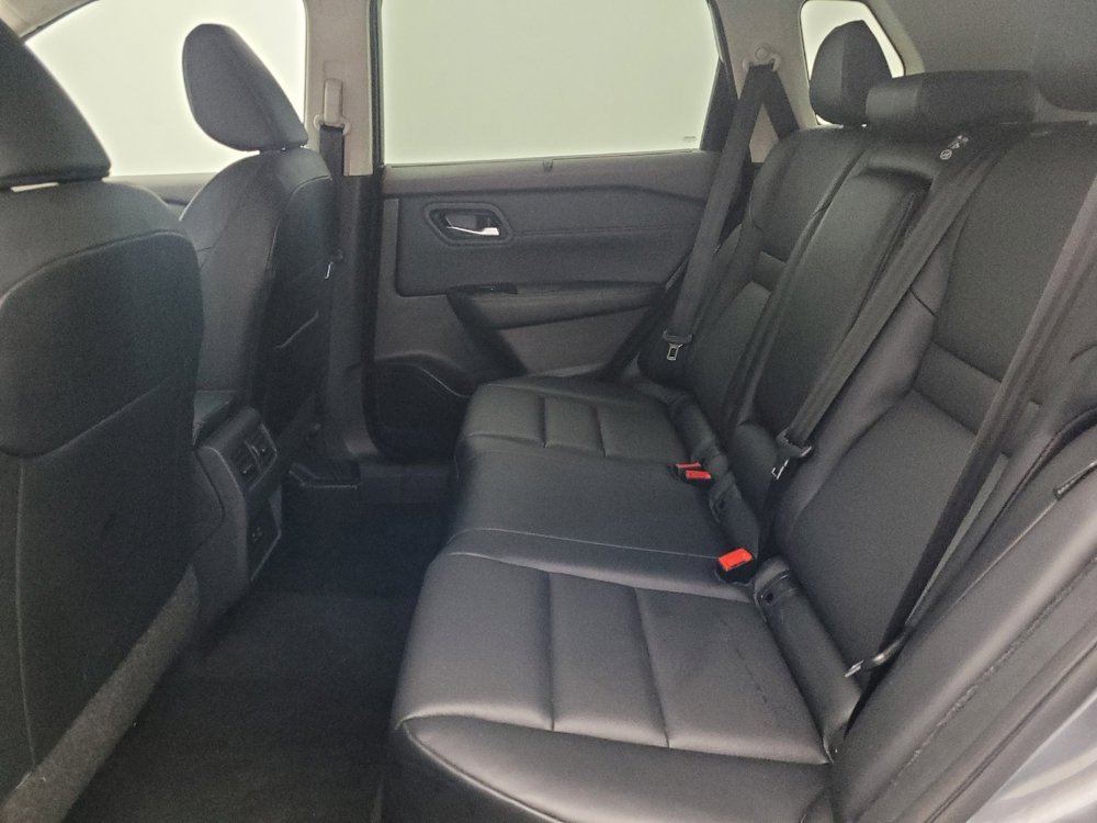 Used 2023 Nissan Rogue SV w/ SV Premium B Package image 18