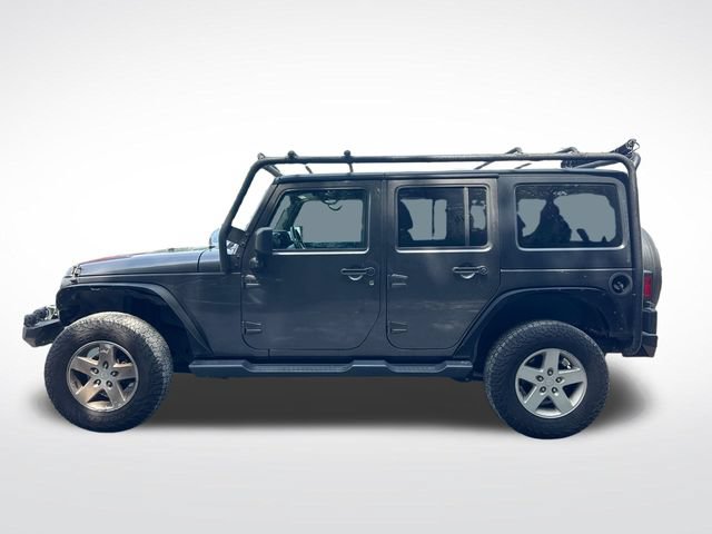 Used 2017 Jeep Wrangler Unlimited Sport w/ Connectivity Group AWD/4WD image 2
