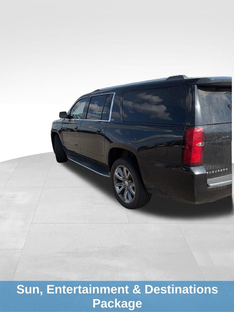 Used 2016 Chevrolet Suburban LTZ image 9