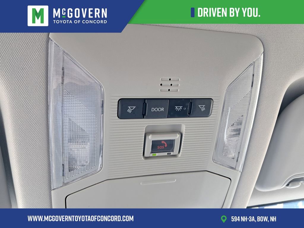 Used 2023 Toyota RAV4 LE image 32