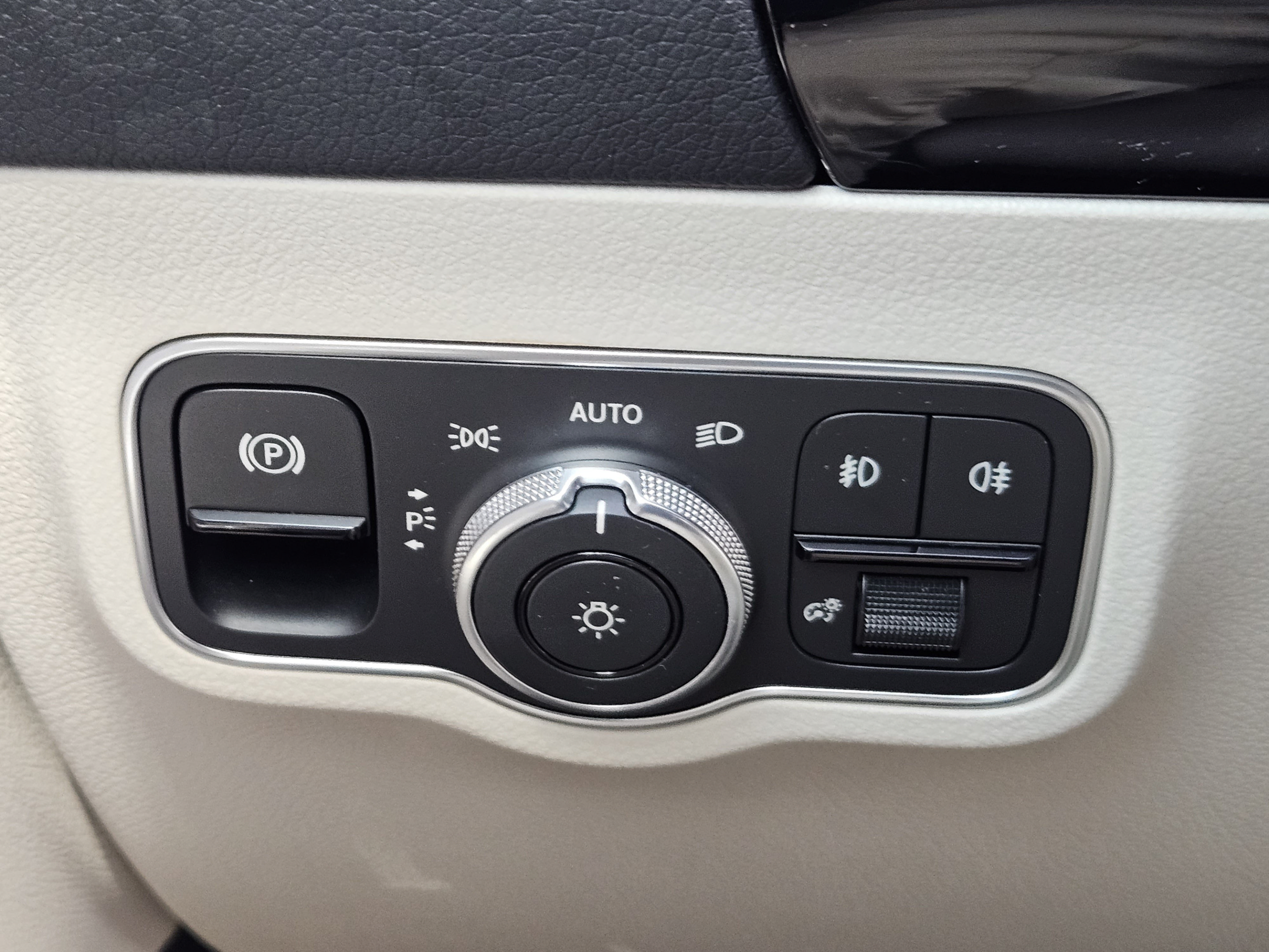 Certified 2026 Mercedes-Benz GLA 250 image 13