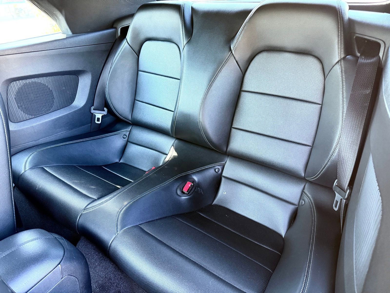 Used 2015 Ford Mustang GT Premium image 37