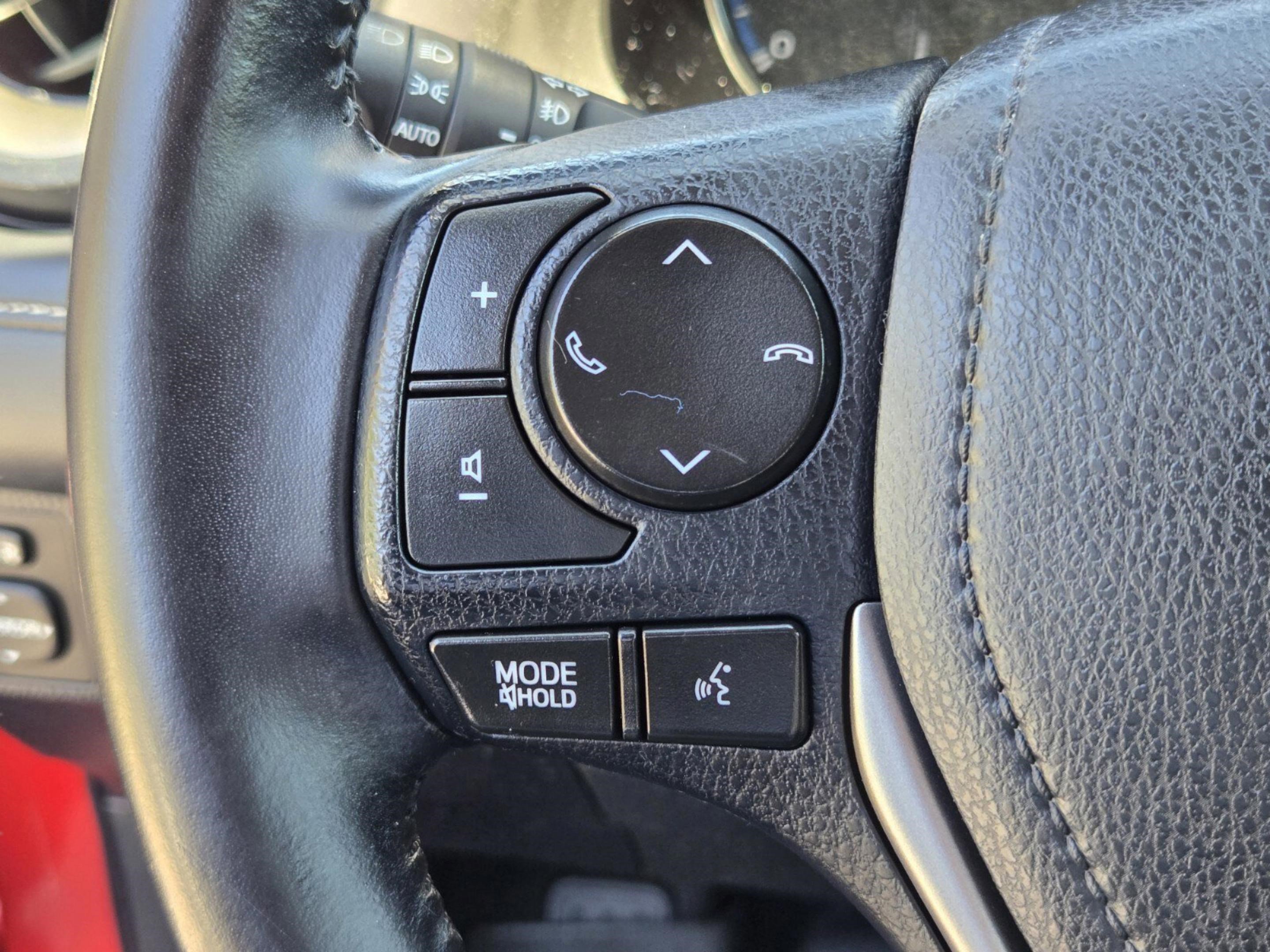 Used 2016 Toyota RAV4 Limited image 51