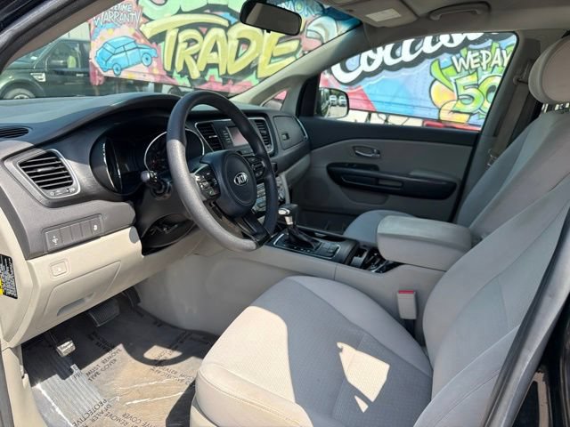 Used 2018 Kia Sedona LX FWD image 9