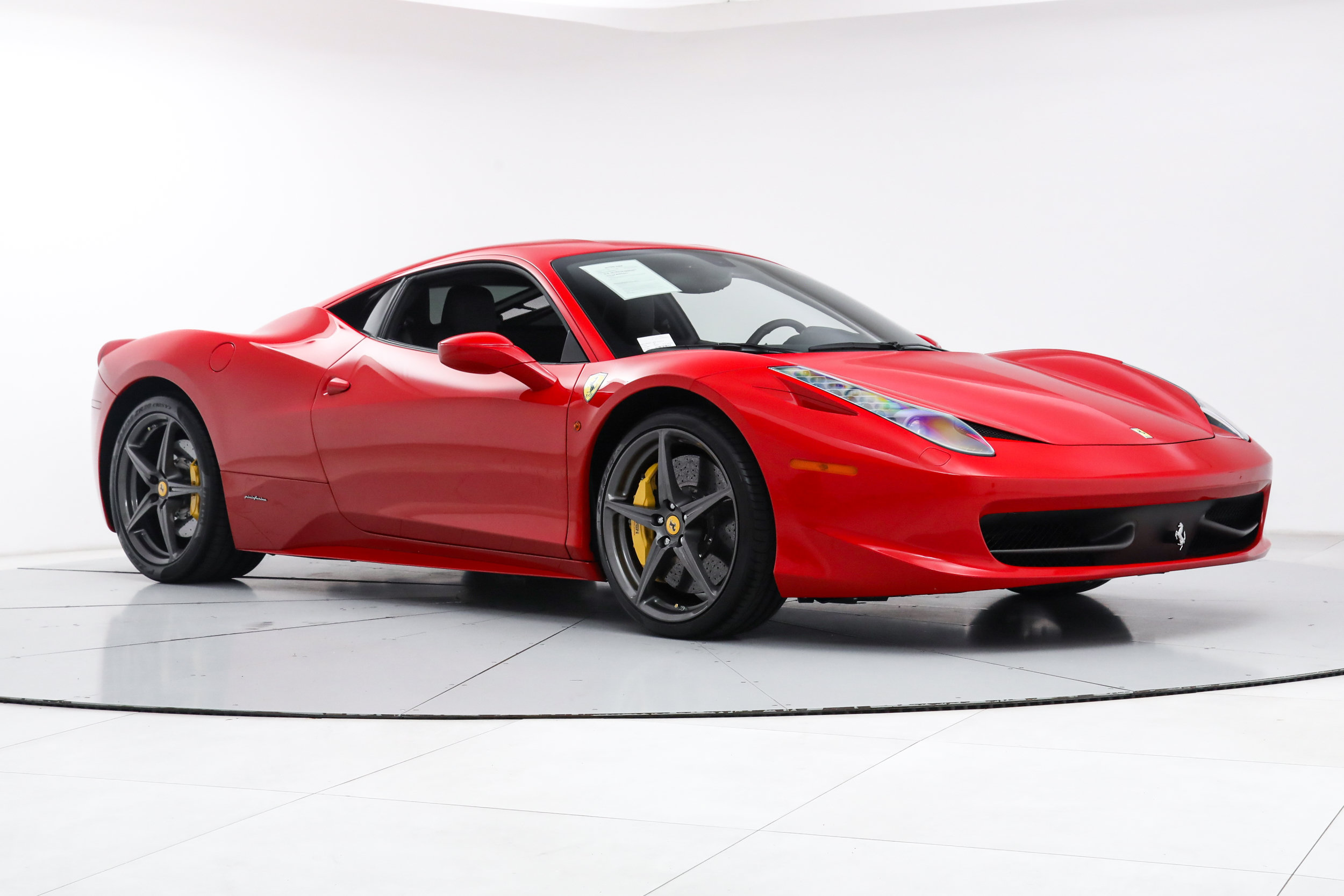Certified 2015 Ferrari 458 Italia Coupe RWD image 10
