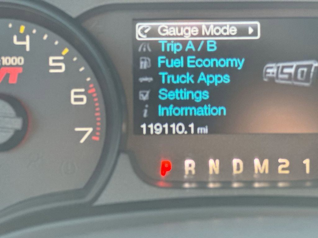 Used 2014 Ford F150 Raptor image 13