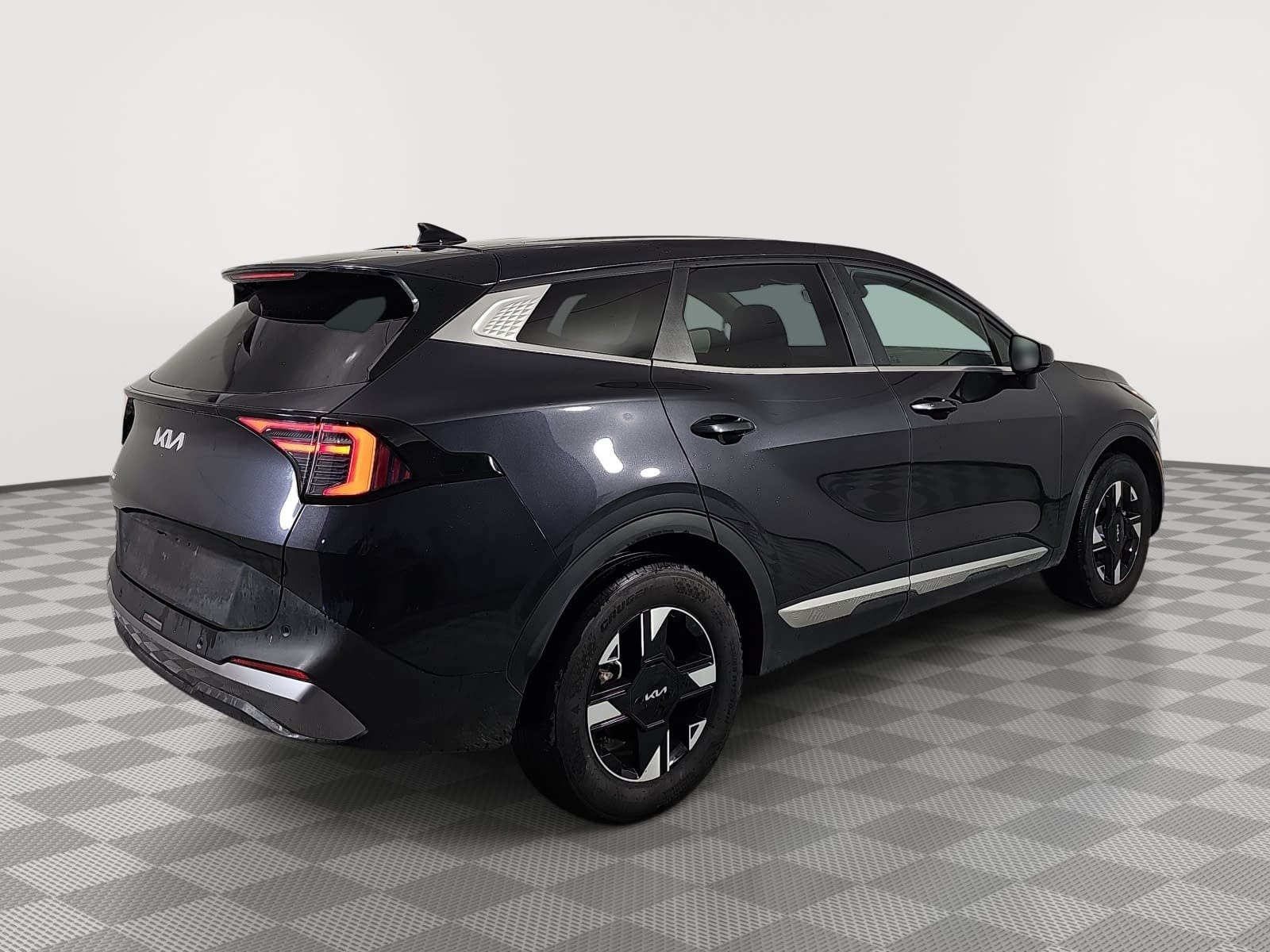 Used 2026 Kia Sportage LX FWD image 8