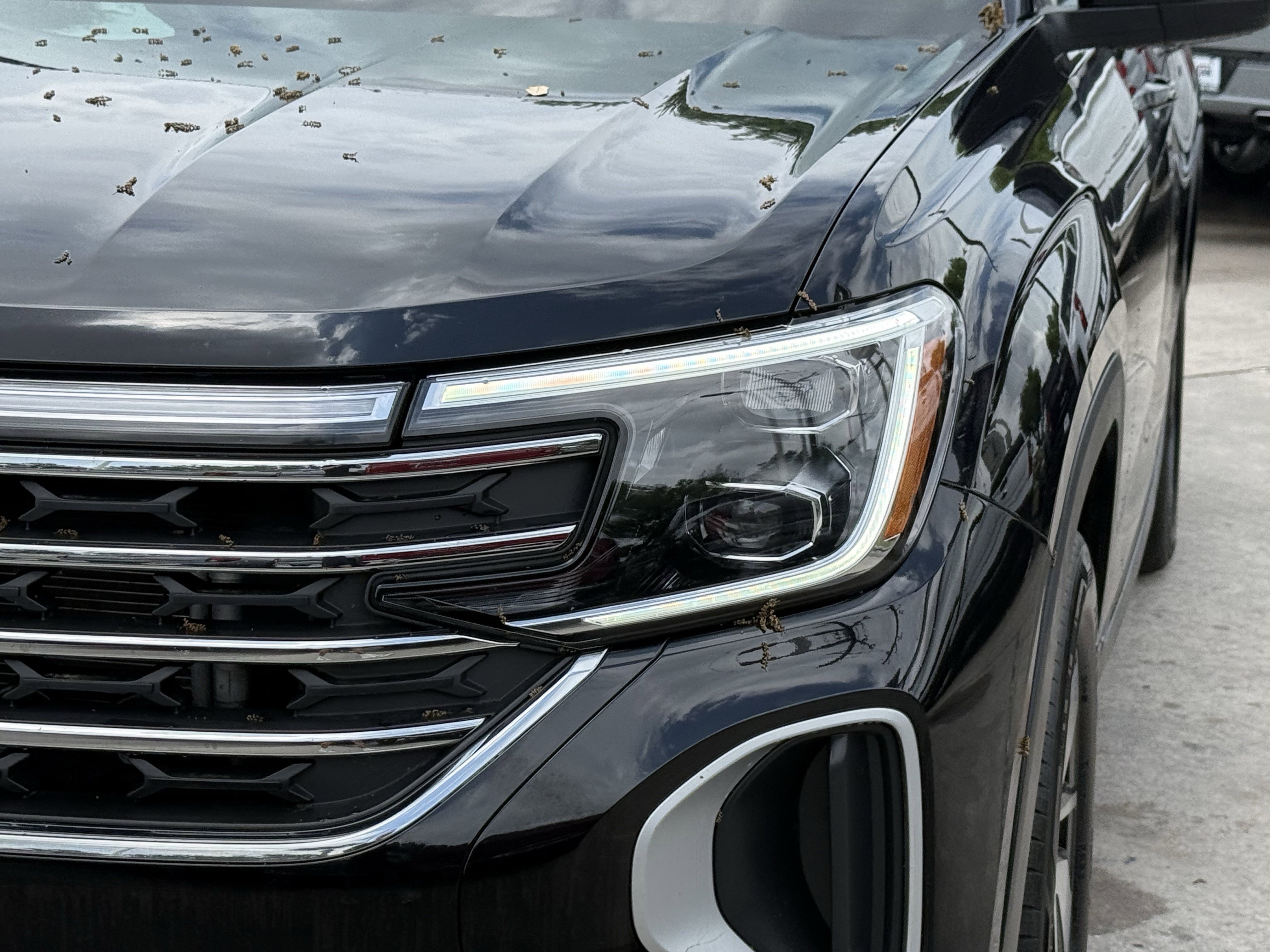 Used 2025 Volkswagen Atlas SE image 11