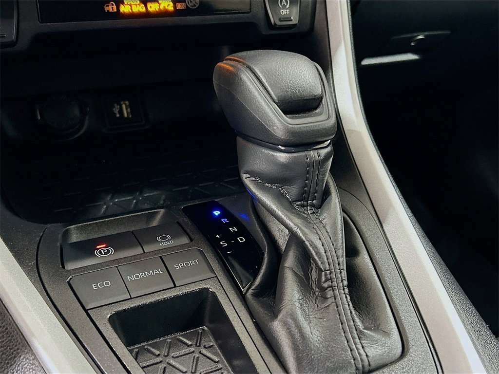 Used 2024 Toyota RAV4 LE image 14