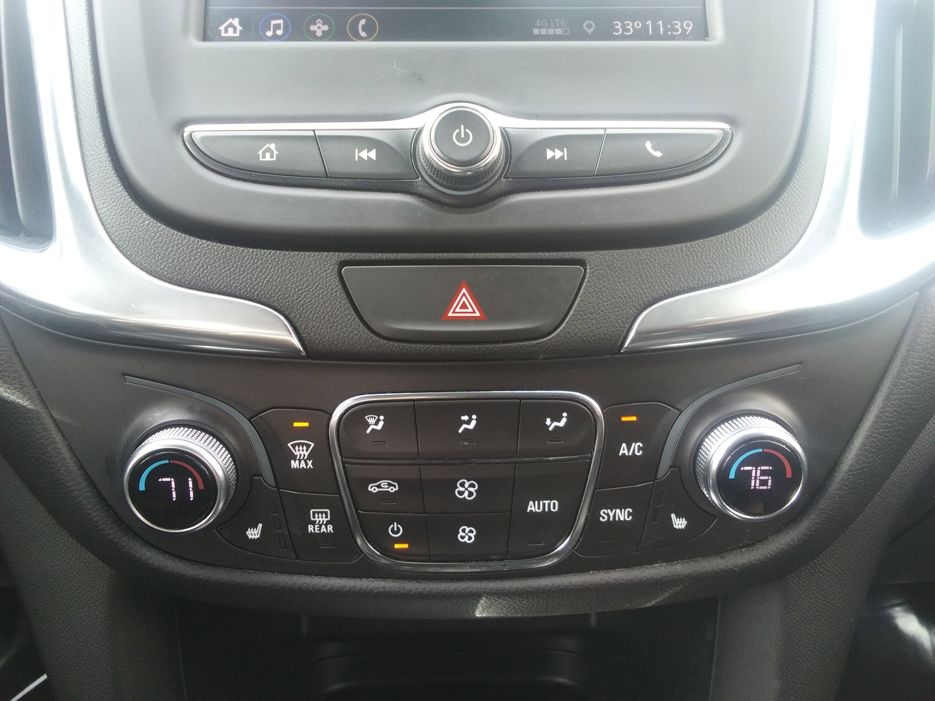 Used 2021 Chevrolet Equinox LT AWD/4WD image 20