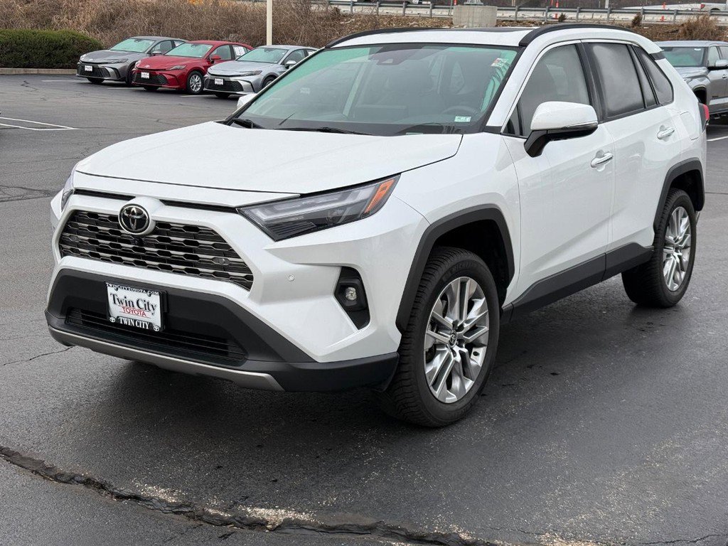 Used 2023 Toyota RAV4 Limited image 9