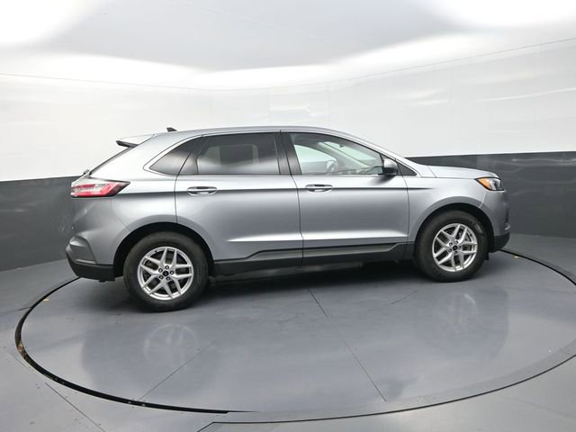 Used 2024 Ford Edge SEL image 10