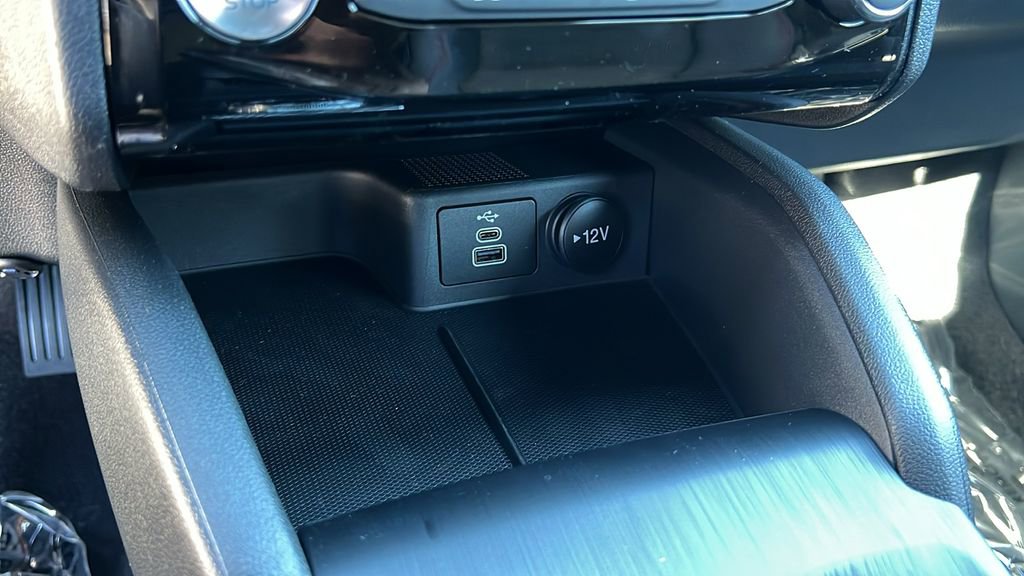 New 2025 Ford Escape ST-Line w/ Tech Pack #1 image 16