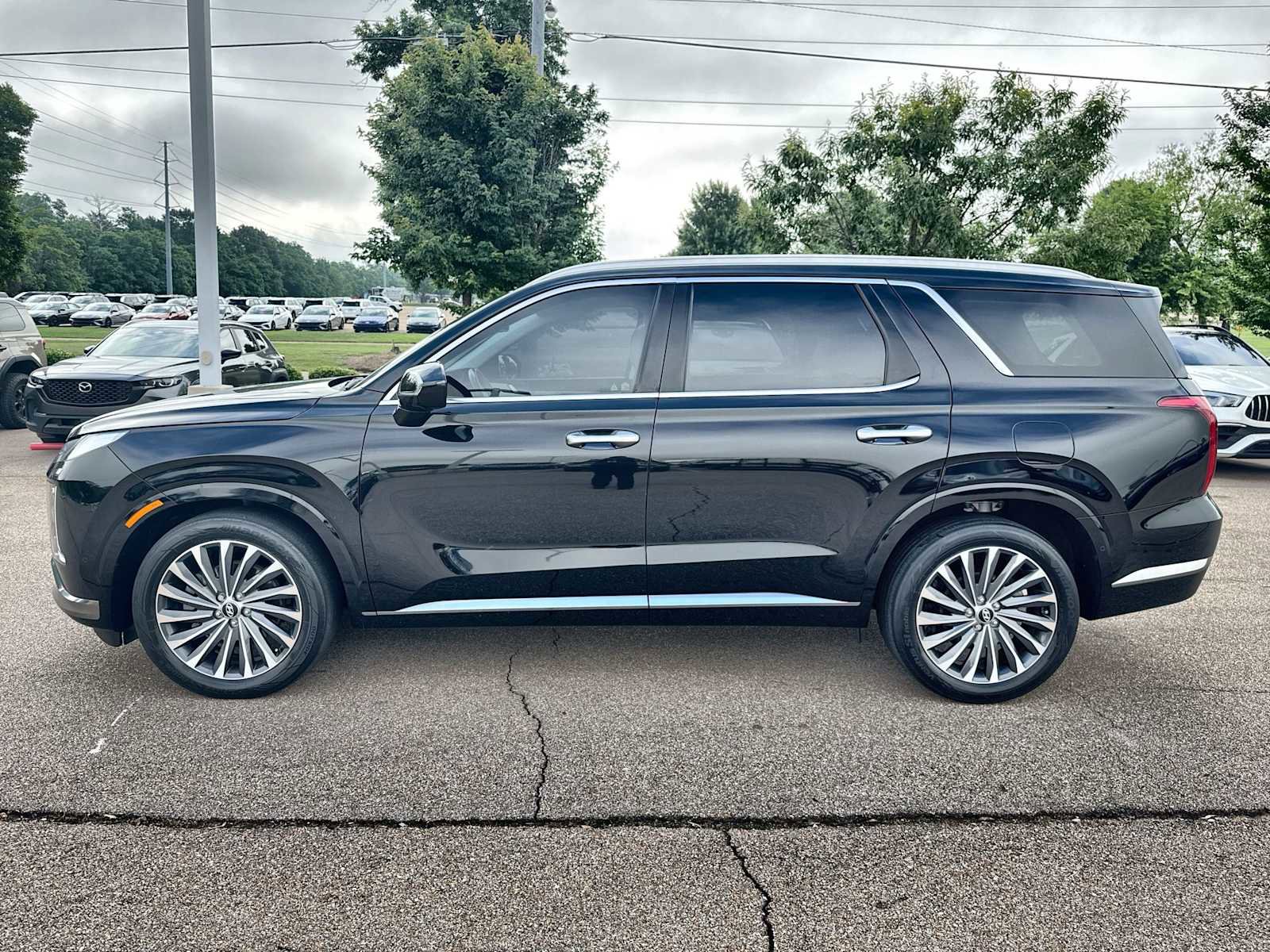 Used 2024 Hyundai Palisade Calligraphy FWD image 5
