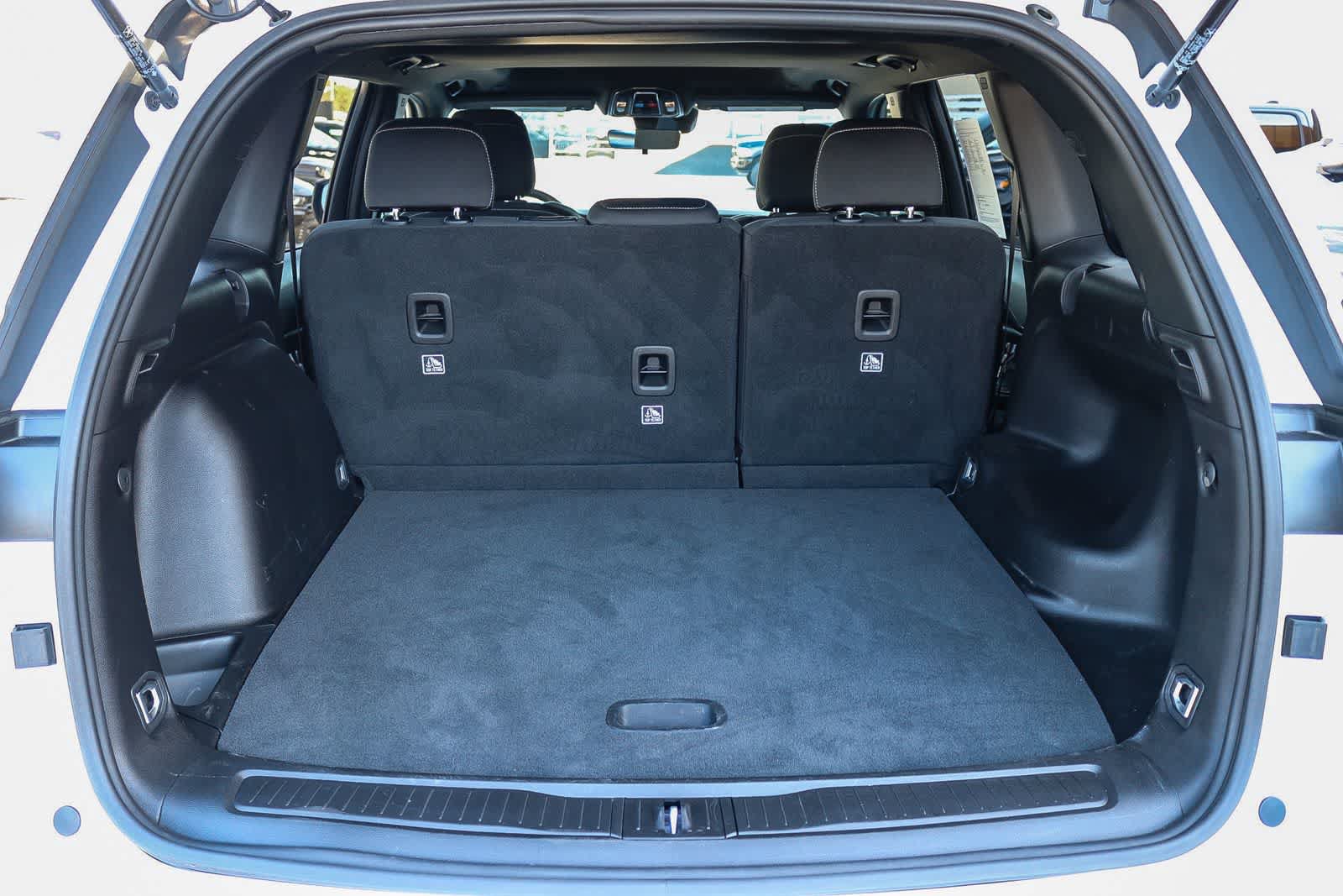 Used 2025 Jeep Grand Cherokee Laredo X RWD image 25