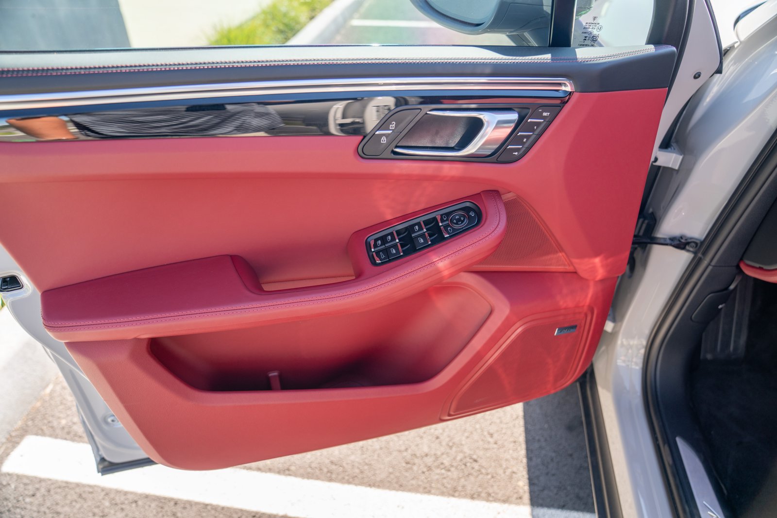 New 2026 Porsche Macan S AWD/4WD image 10