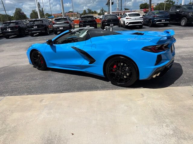 Used 2023 Chevrolet Corvette Stingray Premium Conv w/ Z51 Performance Package RWD image 7