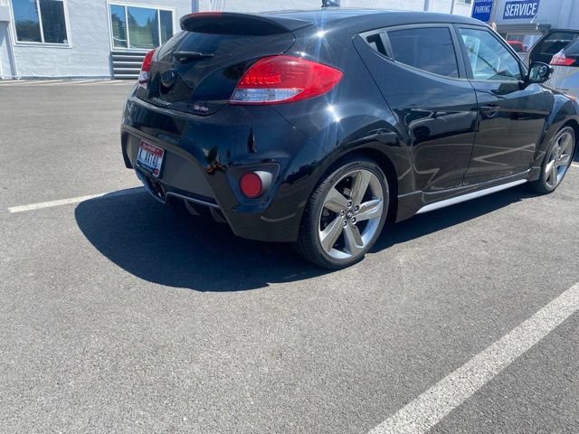 Used 2013 Hyundai Veloster Turbo FWD image 3