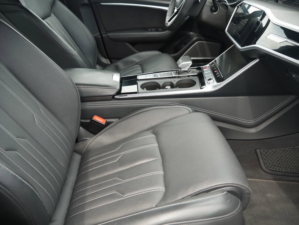 Used 2023 Audi S7 Prestige w/ Prestige Package image 25