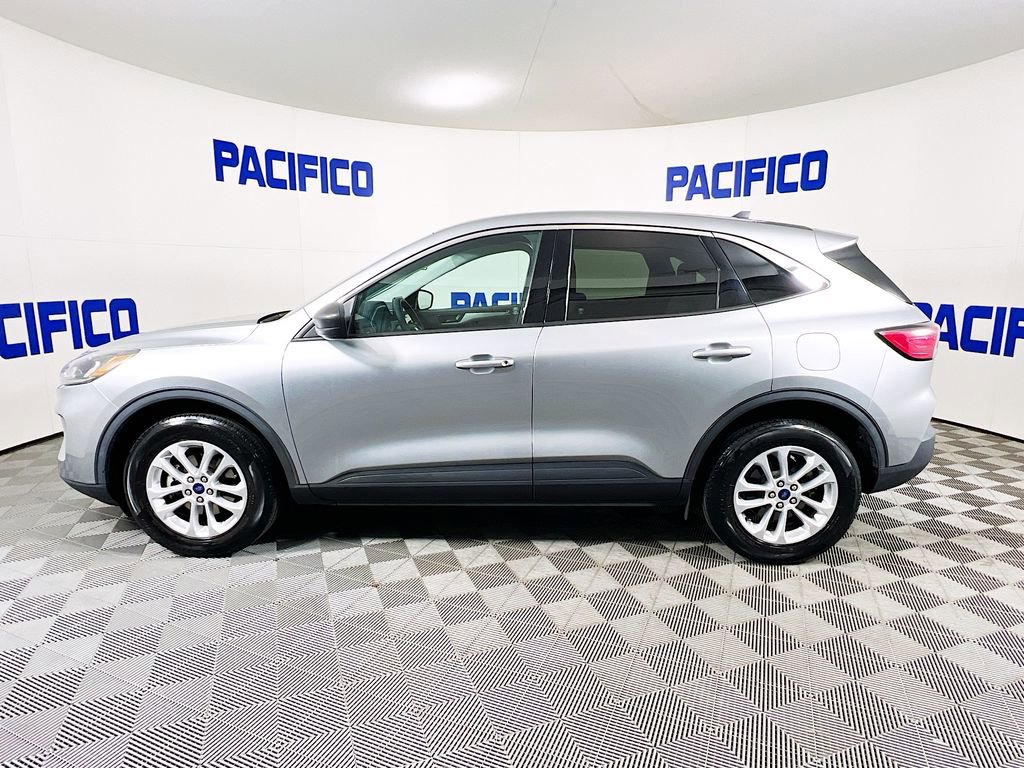 Certified 2022 Ford Escape SE image 5