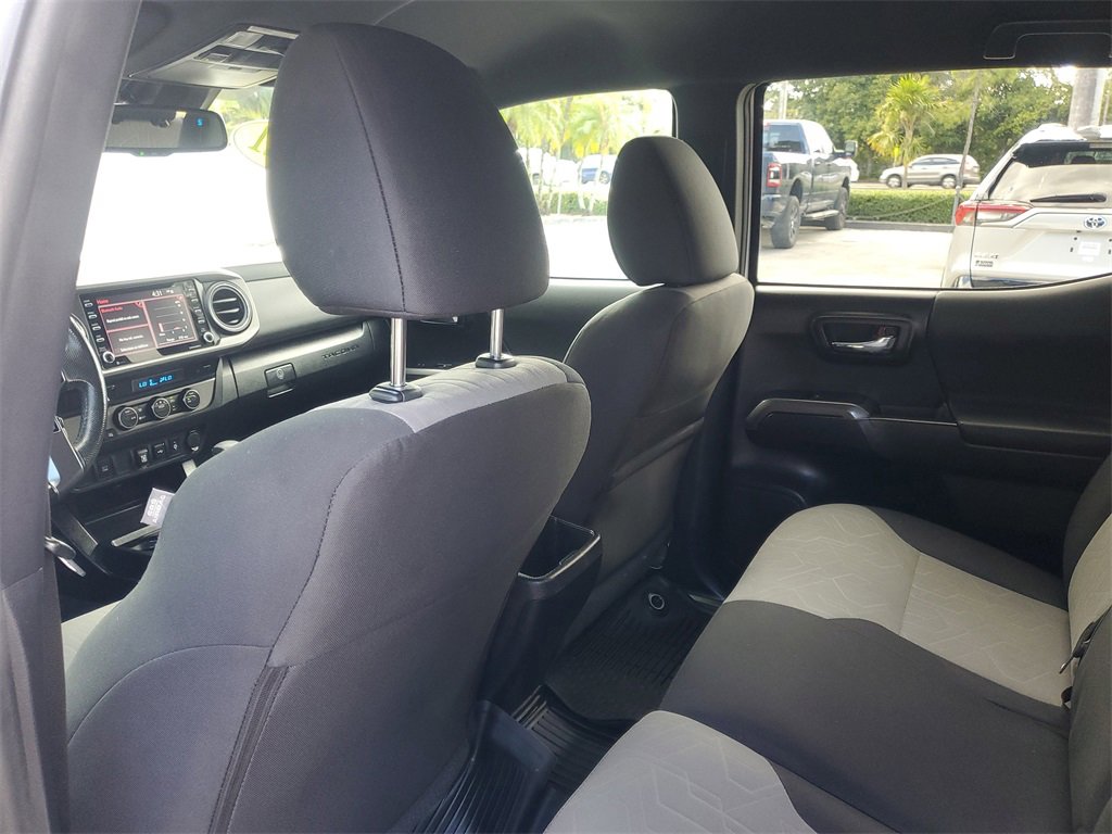 Used 2021 Toyota Tacoma TRD Off-Road image 10