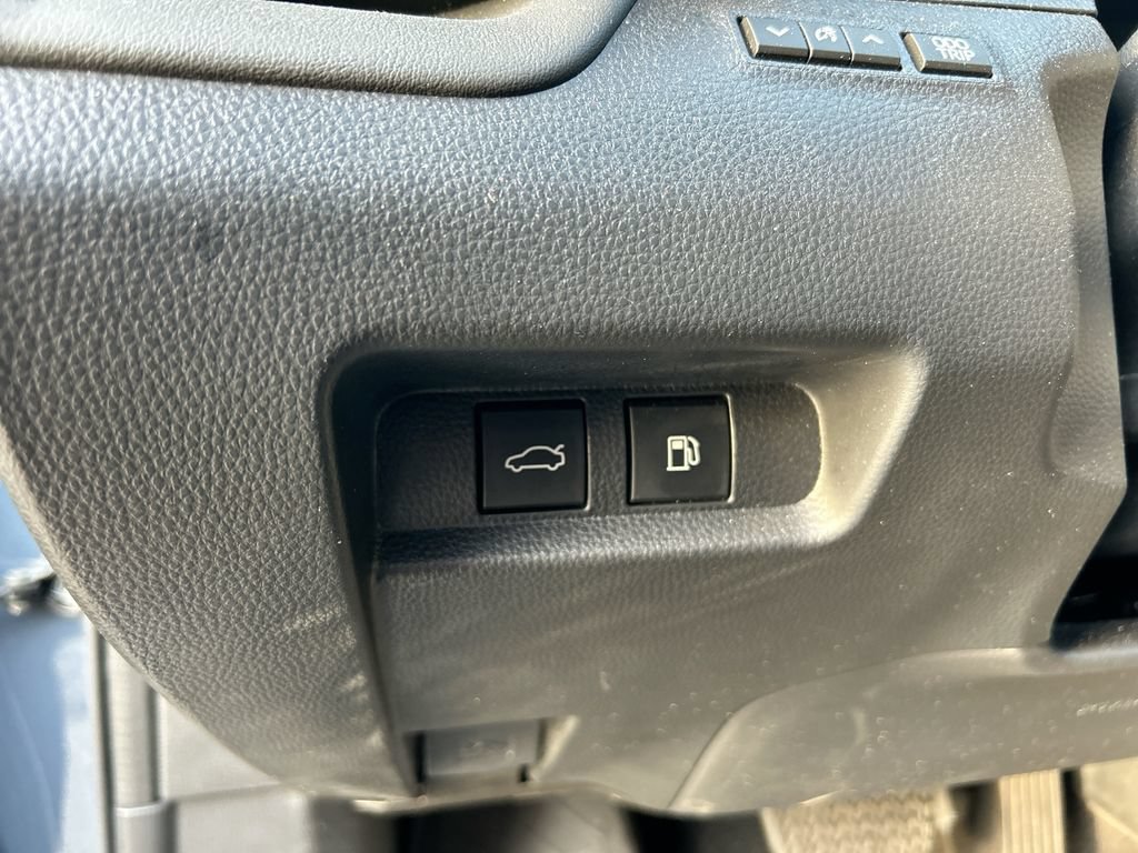 Certified 2025 Toyota Crown AWD/4WD image 14