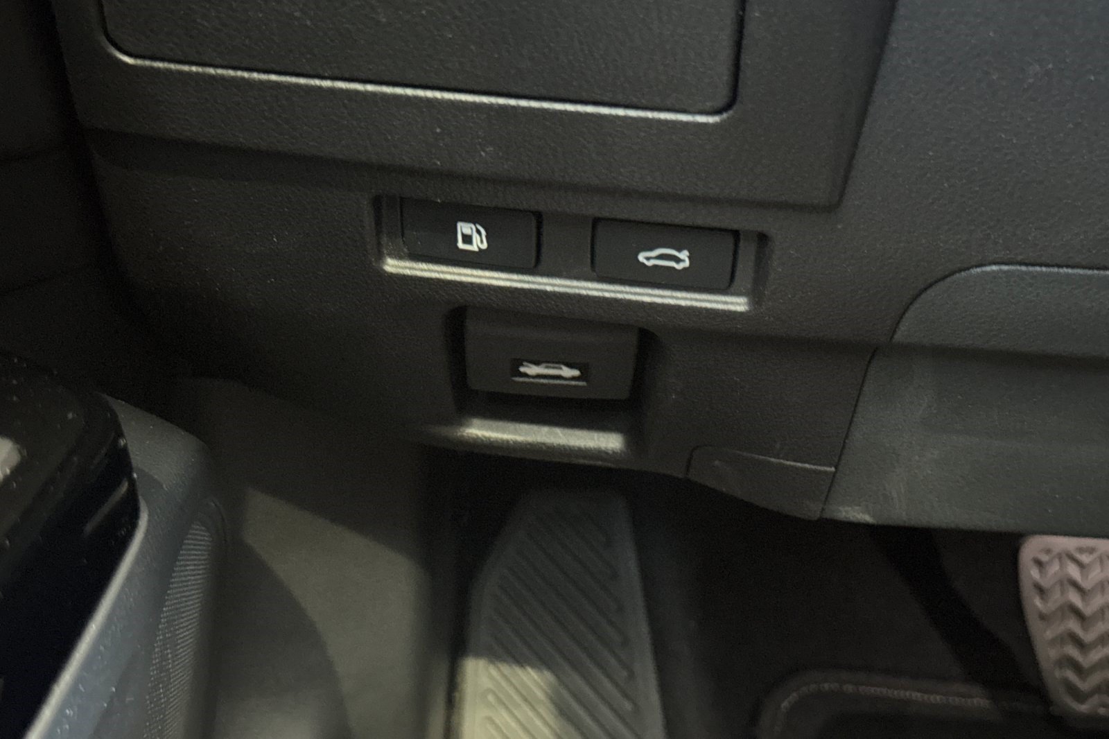 Certified 2023 Lexus ES 350 w/ Accessory Package (Z2) FWD image 35